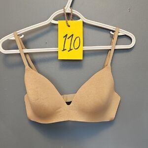 #110 Victoria's Secret Seamless Nude T-Shirt Bra C34